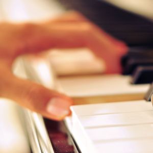 女人高潮被爽到呻吟 mp3
