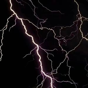 女人高潮被爽到呻吟 mp3
